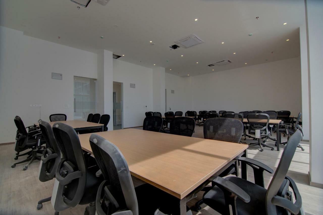 Townhouse Knowledge Park ||| Near Sharda University Greater Noida Exterior photo