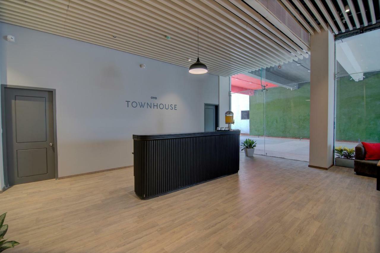 Townhouse Knowledge Park ||| Near Sharda University Greater Noida Exterior photo